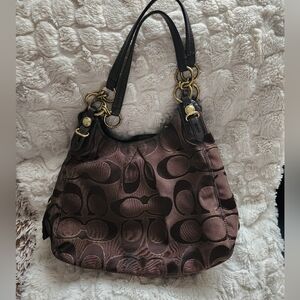 COACH MADISON MAGGIE OP ART HORSE CARRIAGE LEATHER TRIM SHOULDER HANDBAG PURSE